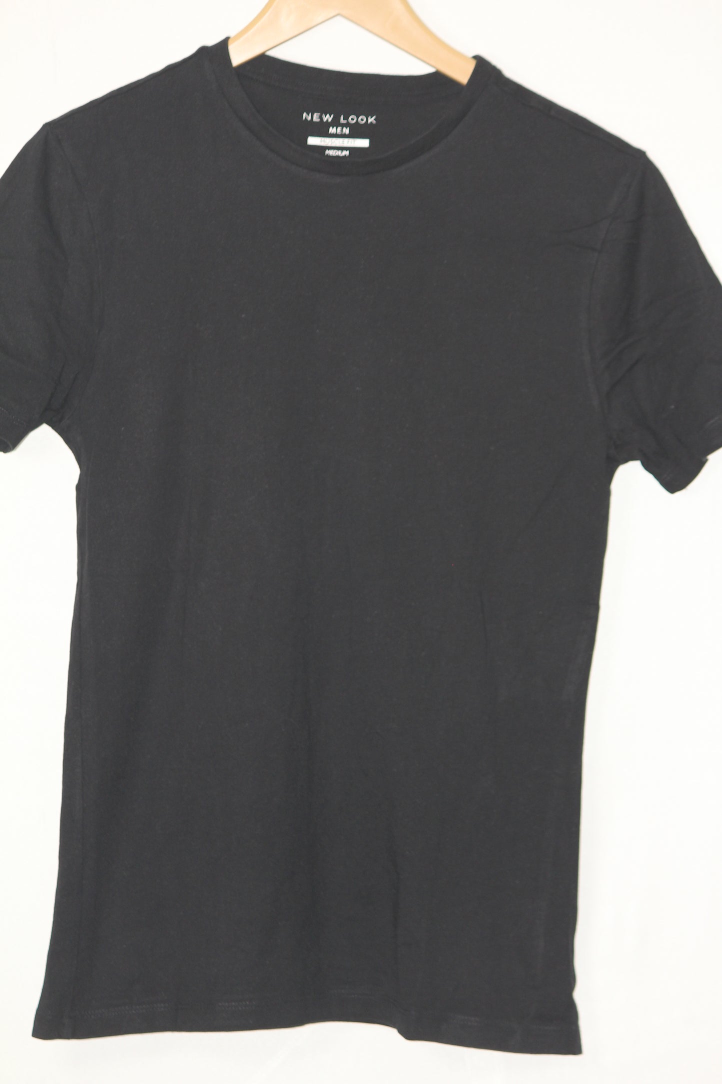 New Look Black T-Shirt – Medium
