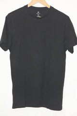H&M Black T-Shirt – Small