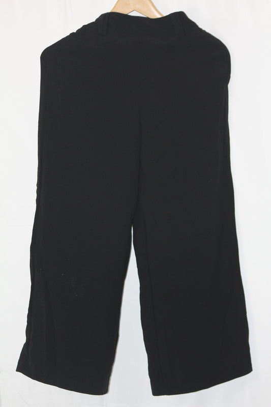 H&M Black Straight Pant - Small