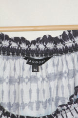 Black Half Sleeve Crop Top – Peacocks (Medium)