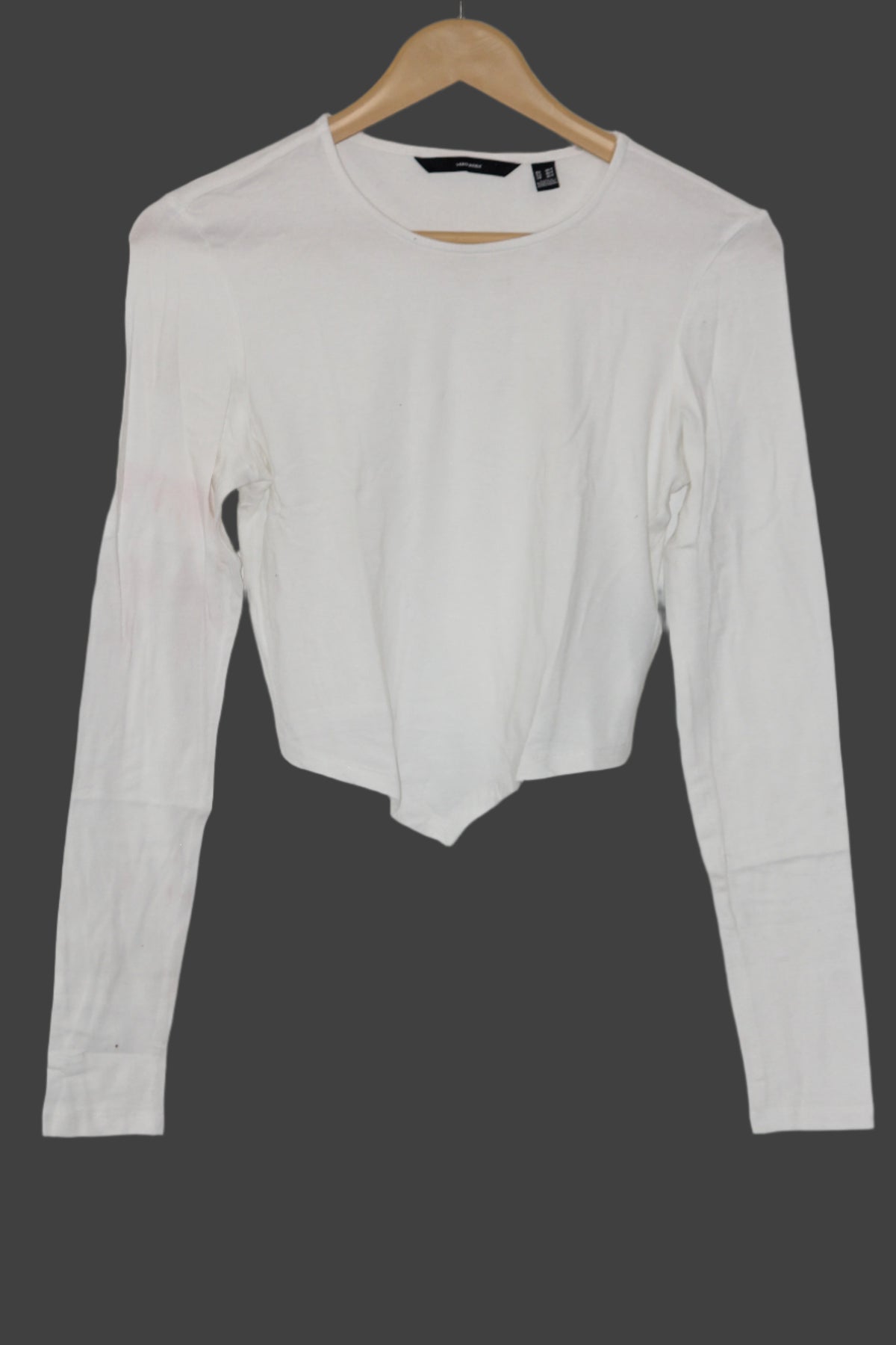White Full Sleeve Crop Top – Vero Moda (Medium)