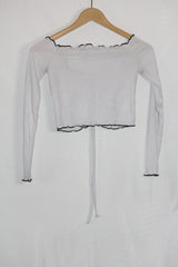White Full Sleeve Crop Top – Boohoo (Small)