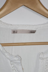 Sfera Small White Cotton Embroidered Blouse