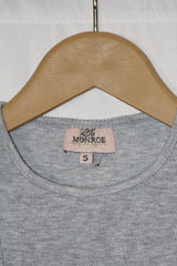 MONROE Gray Crop Top