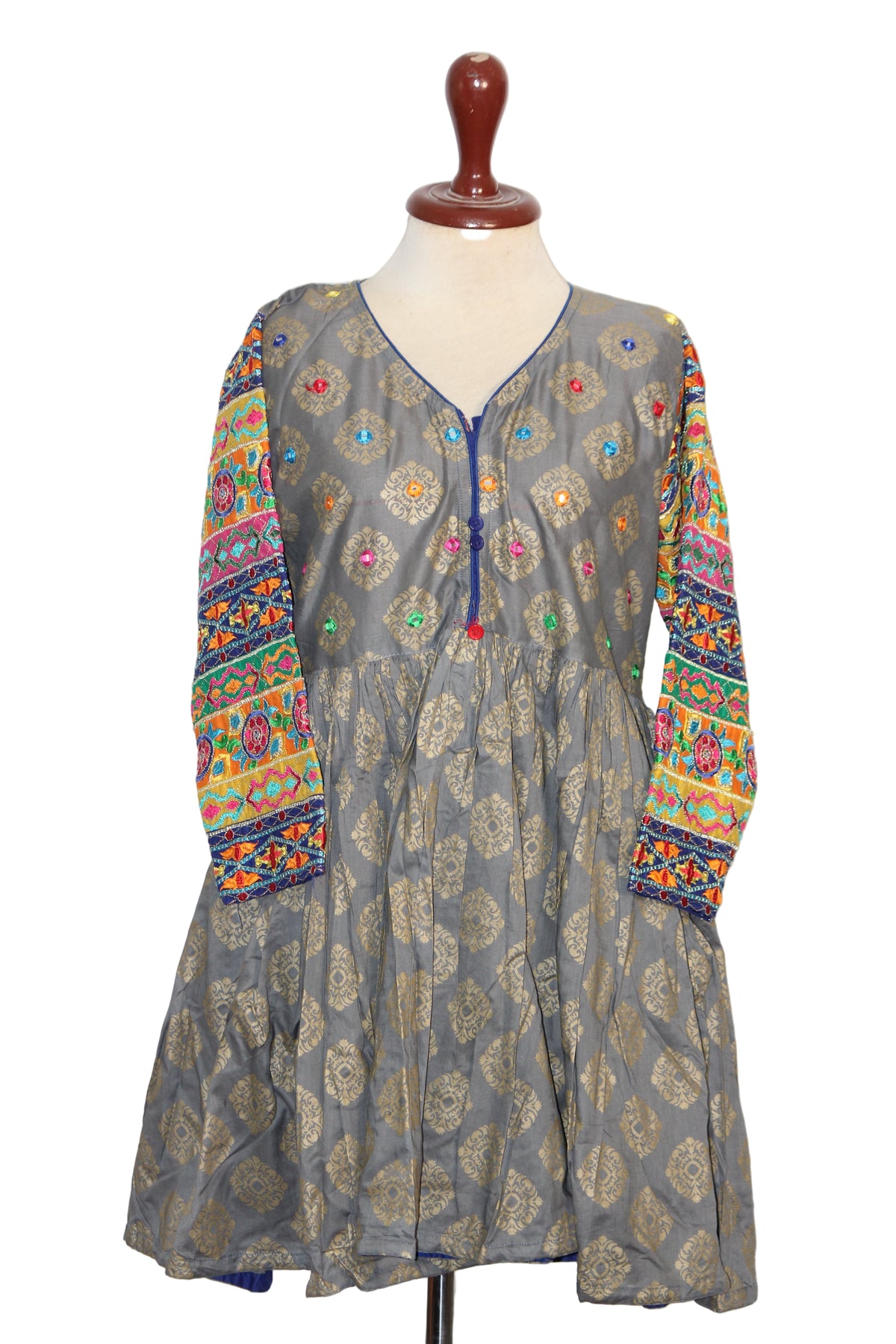 Kurti – Motif (Brown, Medium)