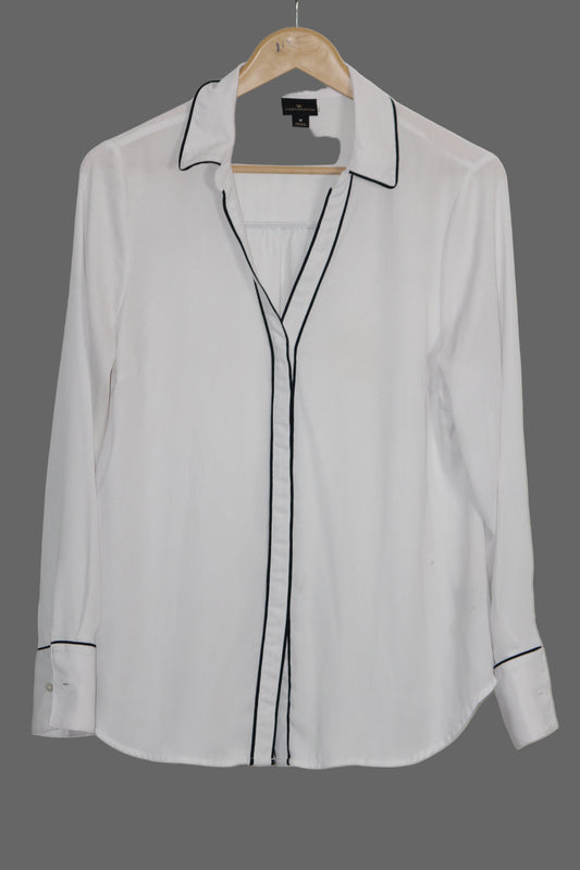 Worthington White Polyester Shirt – Medium