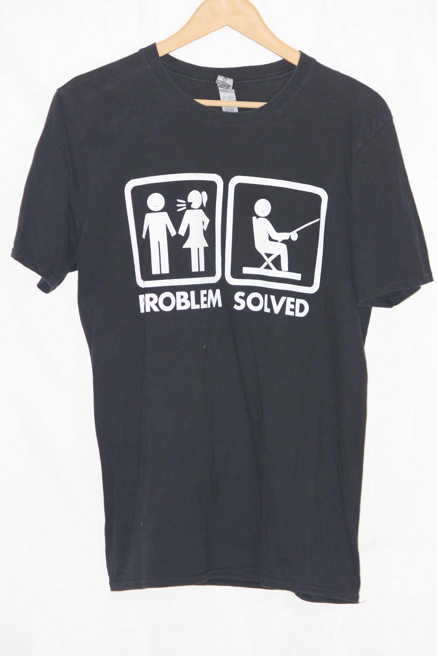 Gildan Black Cotton T-Shirt – Medium