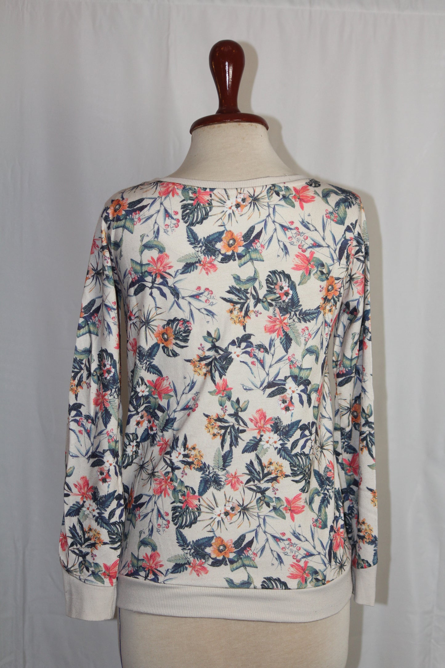 Stradivarius Floral Sweatshirt - Small
