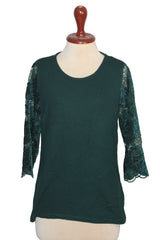 Tu Medium Sweatshirt