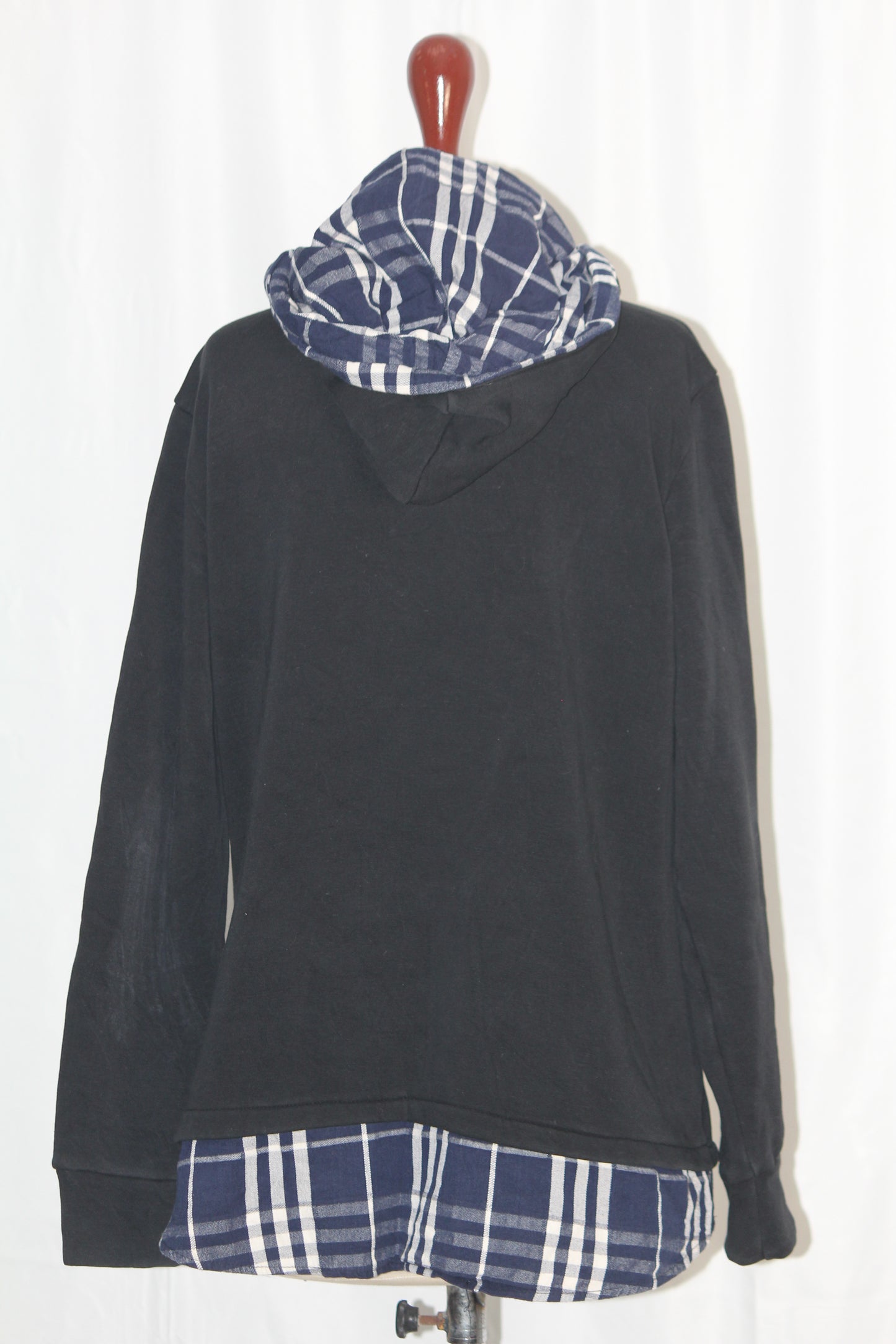 Yidarto Black Hoodie - XXL