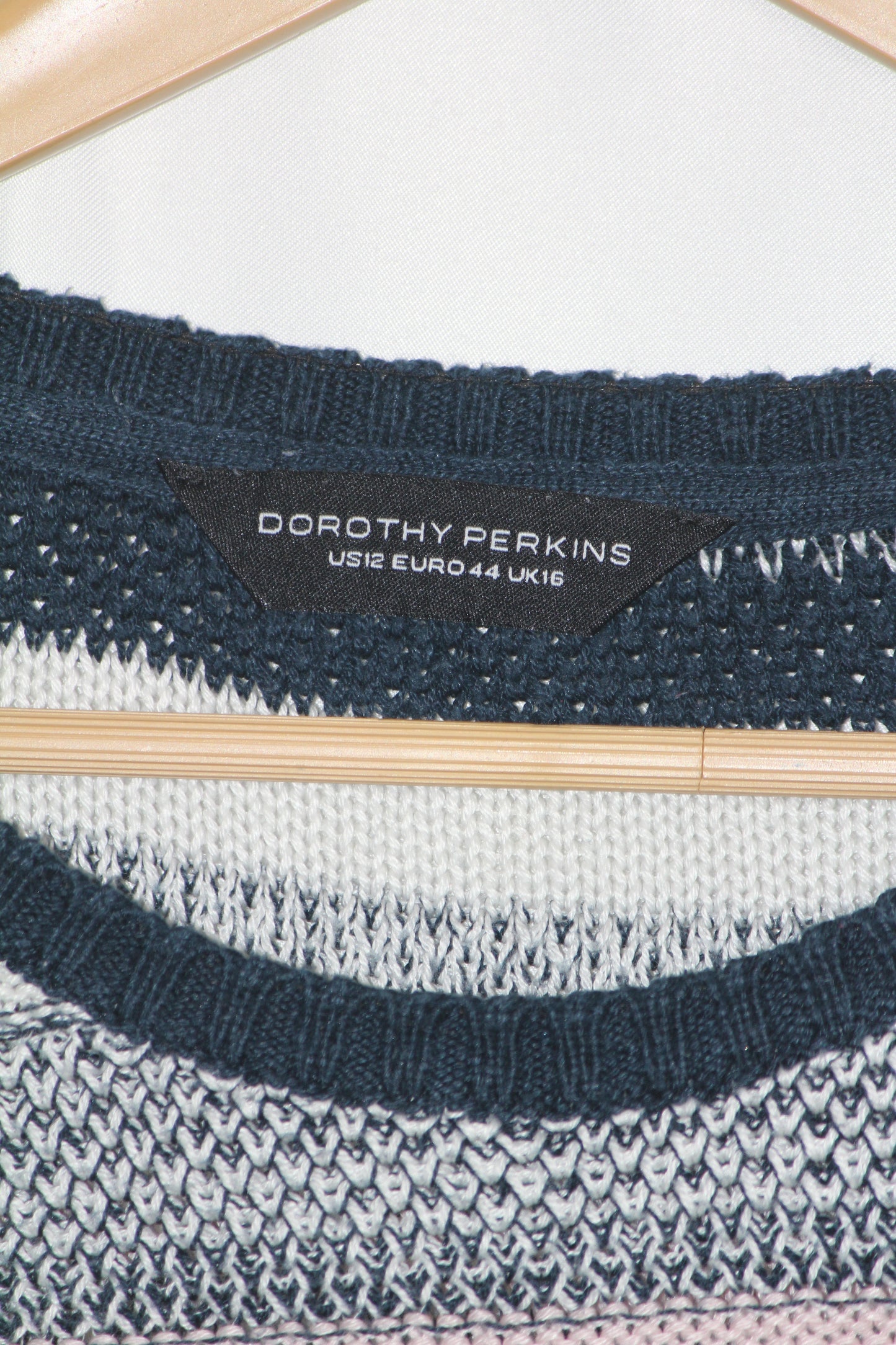 White, Blue & Pink Dorothy Perkins Large Sweater