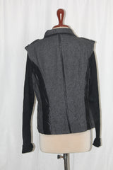 Bonita Black Zipper Jacket – Medium