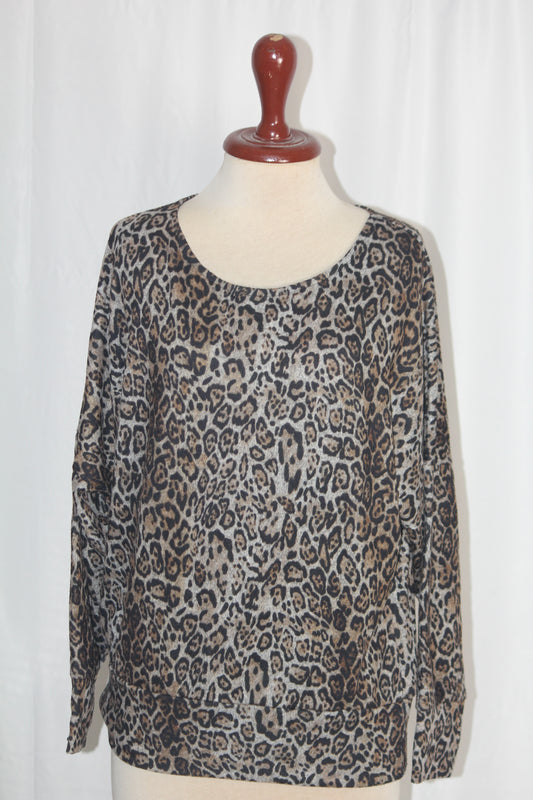 Dorothy Perkins Cheetah Print Sweatshirt - Medium