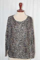 Dorothy Perkins Cheetah Print Sweatshirt - Medium