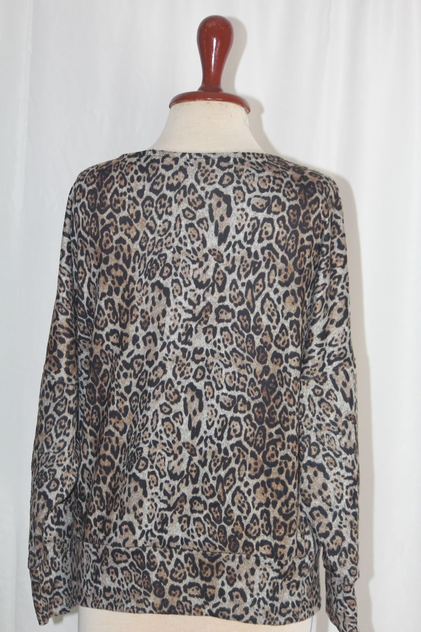 Dorothy Perkins Cheetah Print Sweatshirt - Medium