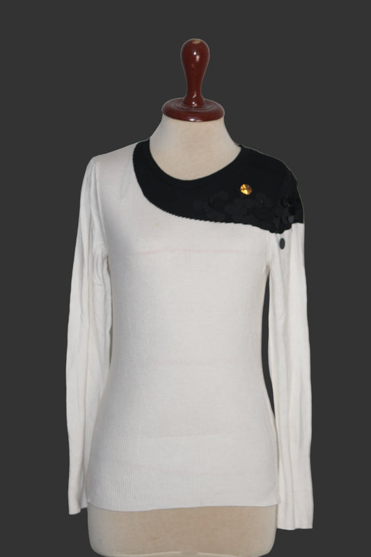 Savida White Sweater - Small