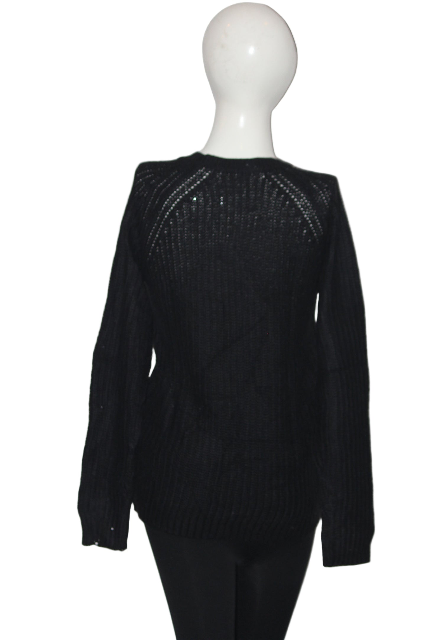 Classic Black Winter Sweater – PEP&CO – Large