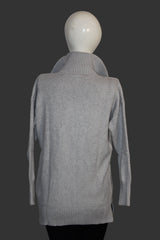 Classic White Knit Sweater – NEXT – Small