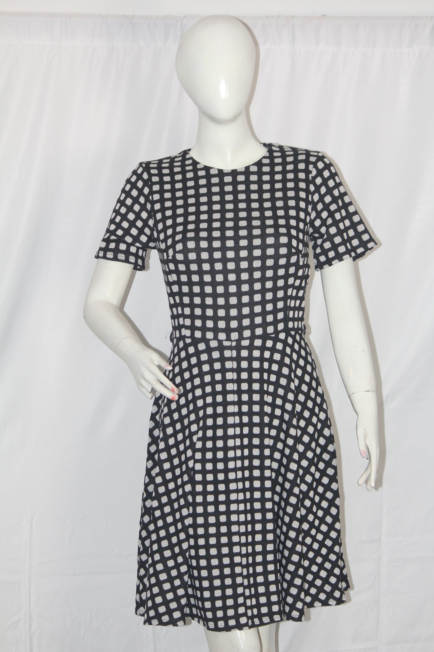 Dorothy Perkins Black & White Square Print Half Sleeve Bodycon – Large