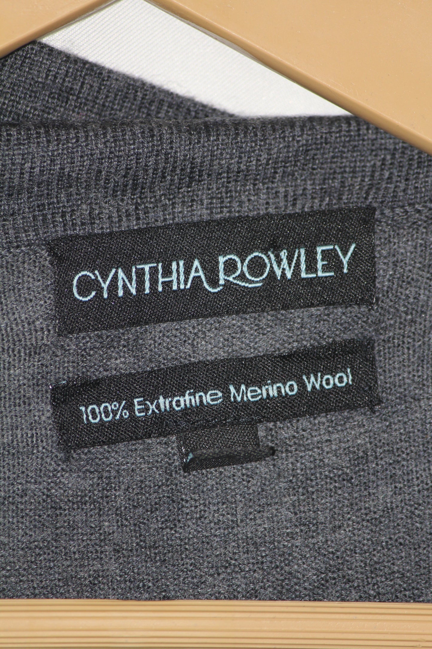 Cynthia Rowley Grey Button-Down Shrug (Medium)