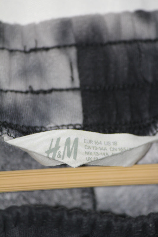 H&M Black & White Printed Trouser – Medium
