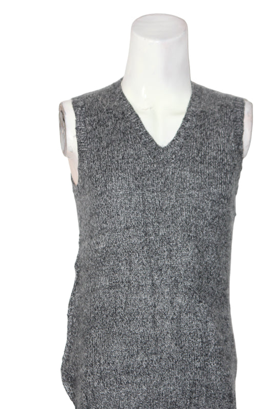 Sleeveless Grey Knit Sweater – Thriftyfy – Medium