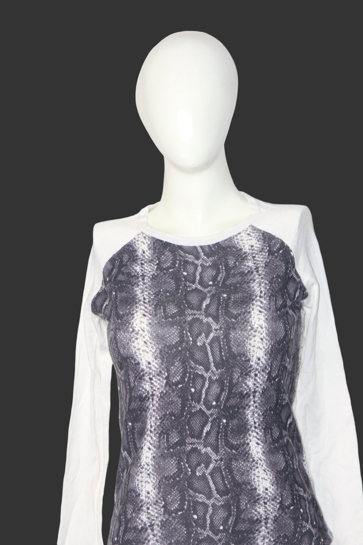 Sposa White Snake Shade Graphic Sweatshirt – Small