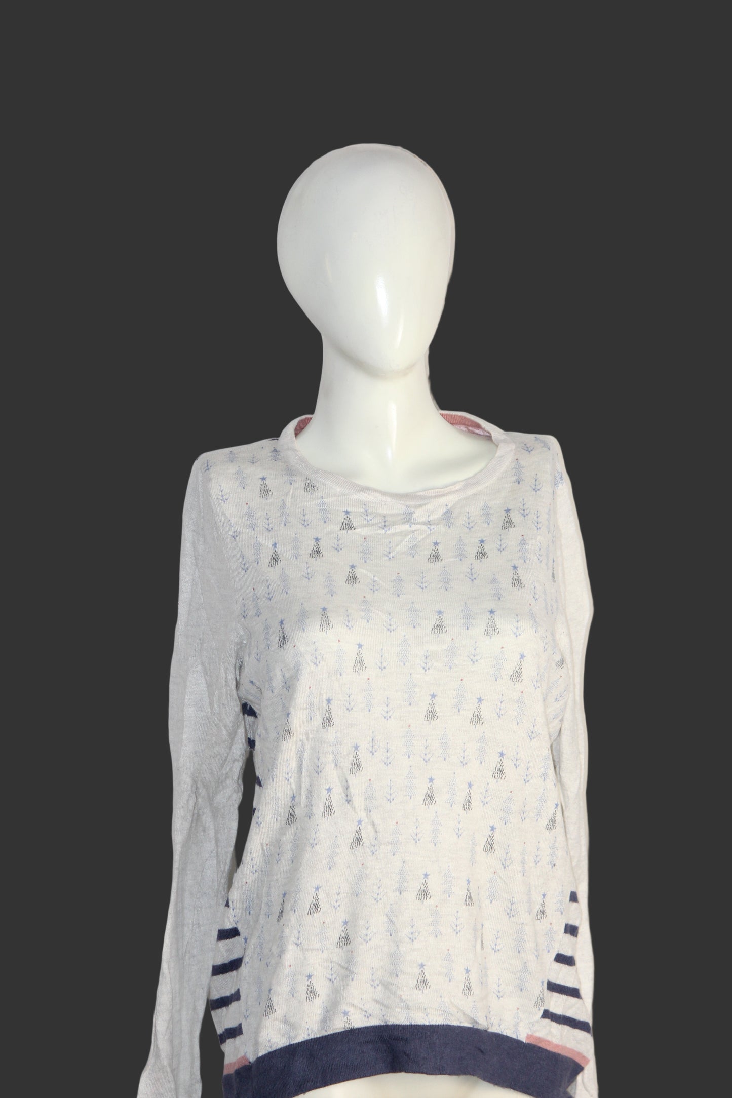 Faithful & True White Pine Tree Sweatshirt – Medium