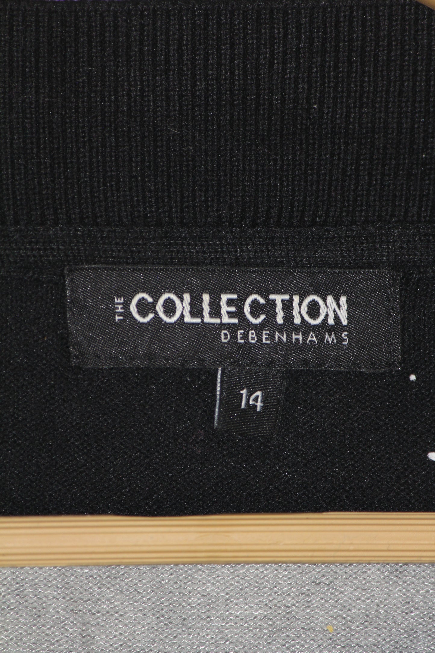 Debenhams Black & White Stripe Classic Sweatshirt – Medium