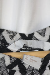 H&M Multicolor Zig-Zag Pattern Sweatshirt – XS