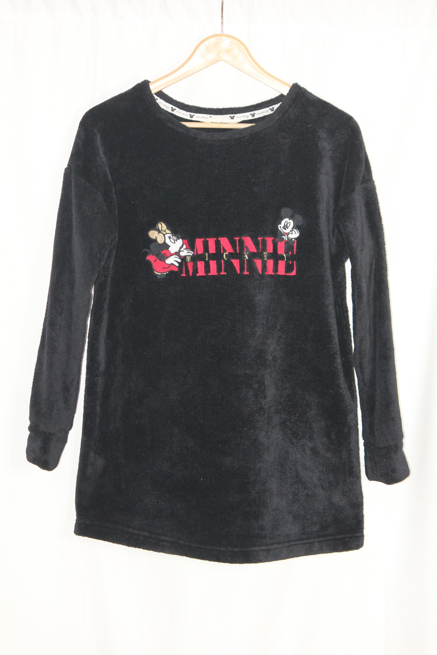 Mikkie & Minnie Black Winter Sweater – M&S Daydream