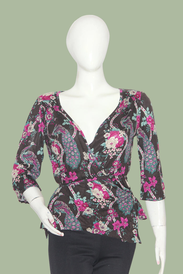 H&M Black Floral Stretchable Crop Top – Medium