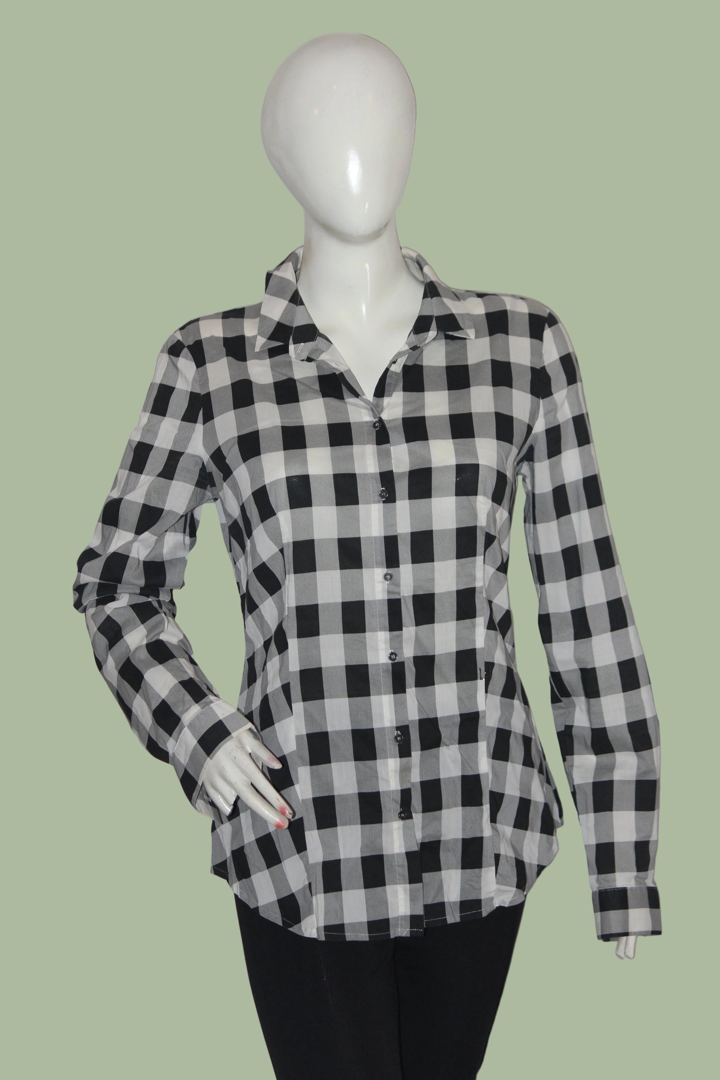 Timeless Monochrome – Liu Jo Black & White Button Down Shirt