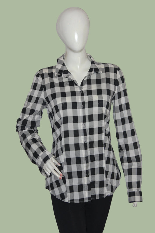 Timeless Monochrome – Liu Jo Black & White Button Down Shirt