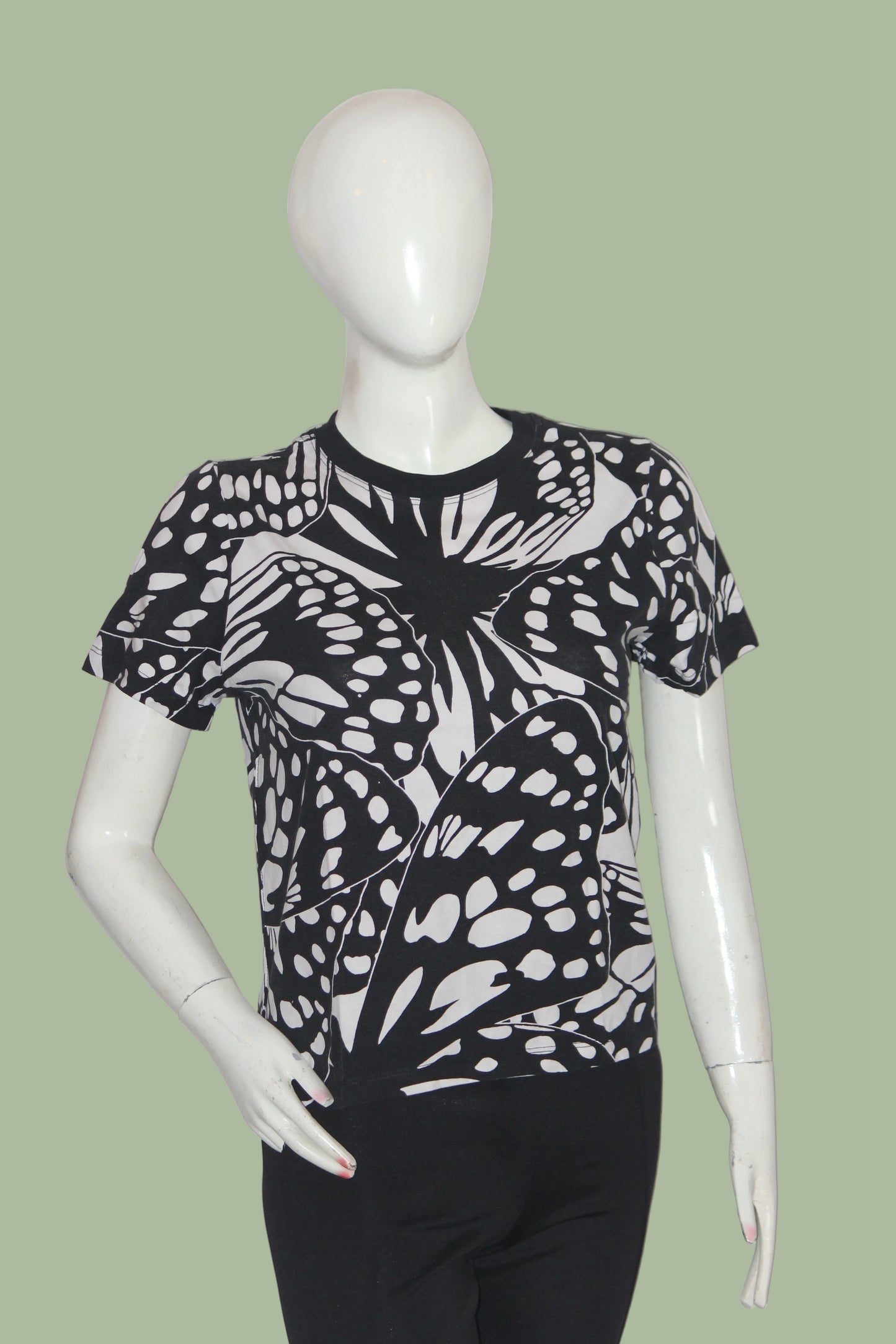 Next White & Black Half Sleeve Cotton Crop Top for Women – Medium