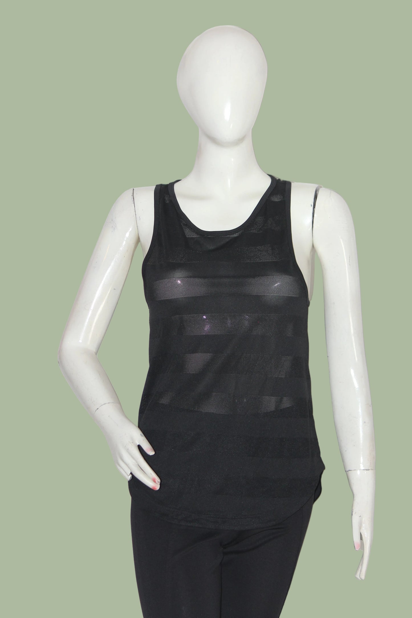 Adidas Black Tank Top – XS (Sporty & Lightweight)