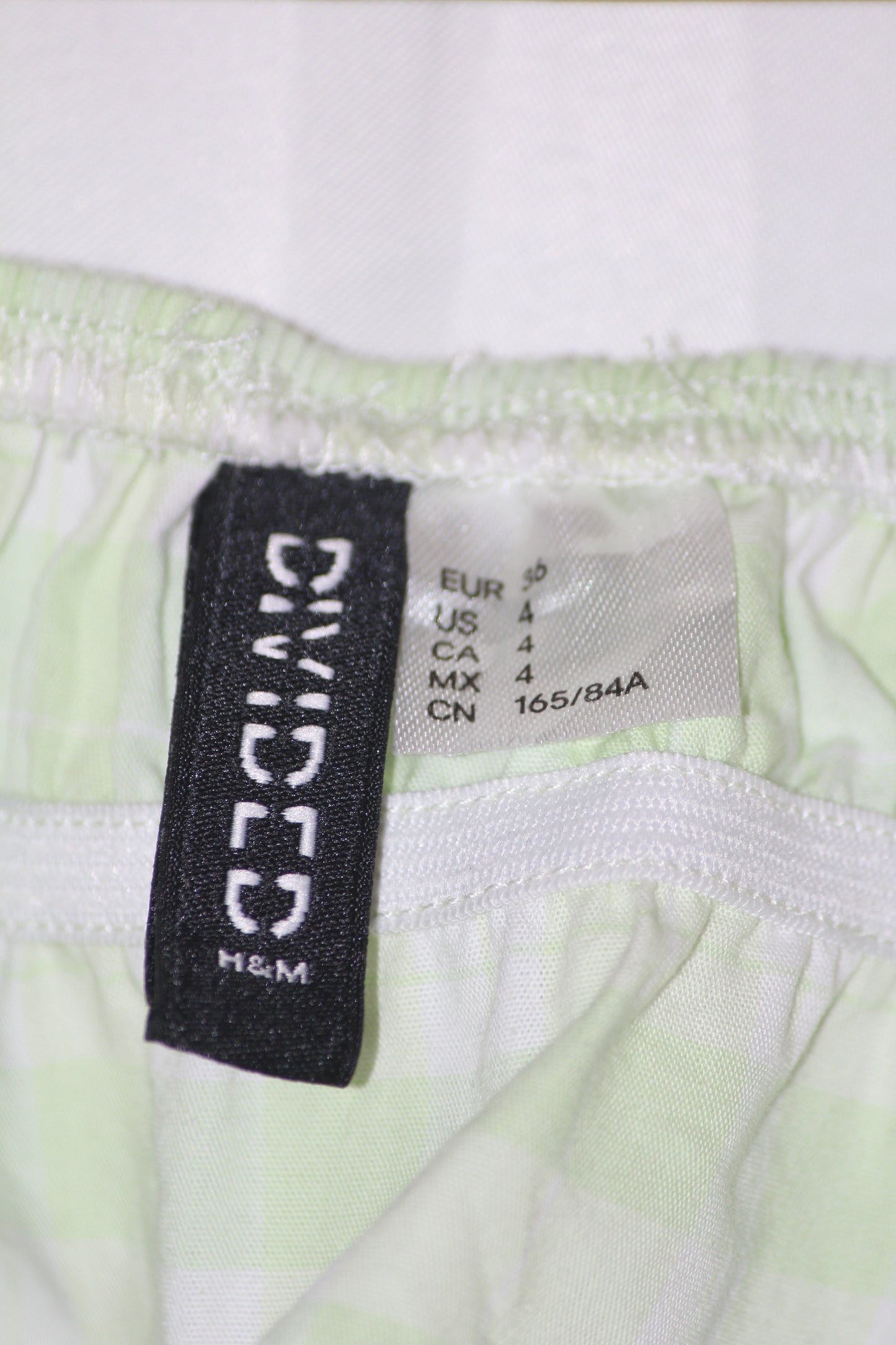 H&M Off white Crop Top – Small (Summer Essential)