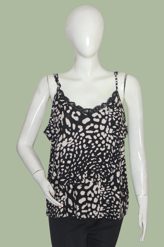 Primark Black & White Tank Top – XL (Stylish Contrast)
