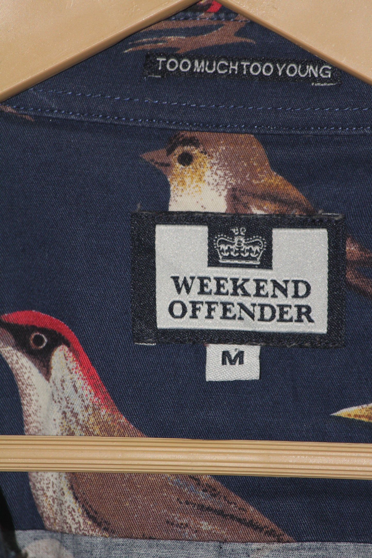 Weekend Offender Navy Bird Print Shirt – Medium (Men)