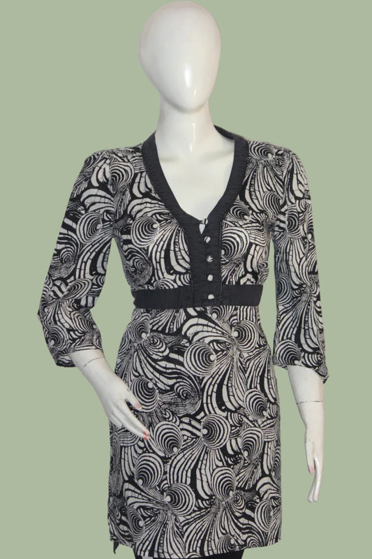 Debenhams White & Black V-Neck Blouse