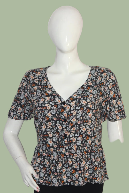 New Look Black Floral Button-Down Crop Top - Medium