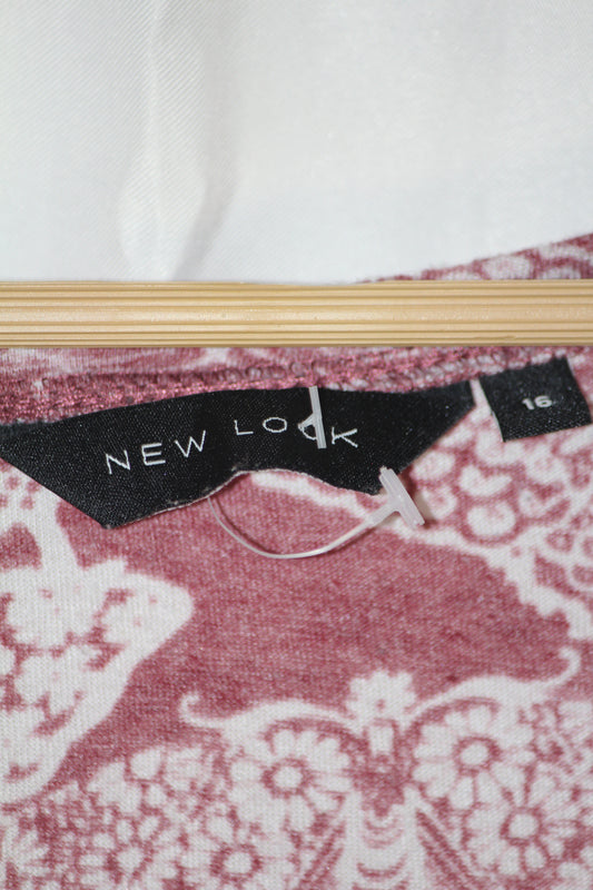 Sleeveless T-Shirt By New Look