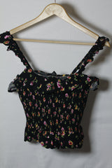 Forever 21 Black Floral Crop Top - Medium