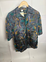 Thriftyfy Green Silk Half Sleeve Button Down Shirt